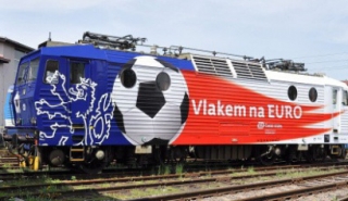 Elektrická lokomotiva ř.363 ,,fotbal,,