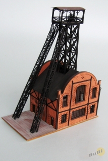 důl